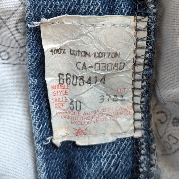 COBRA 90' Denim Women Jorts Size 30 Made In Canada Washed Pockets Loose Fit - Picture 7 of 11